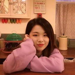 穿进娱乐圈吃瓜,我与明星的甜蜜瓜田之旅